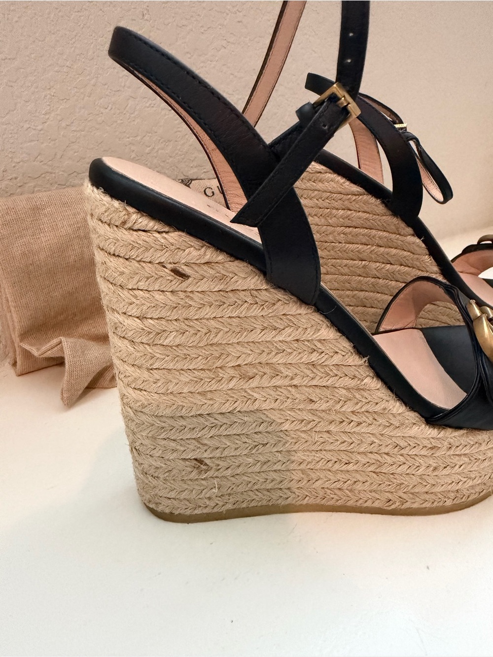 GUCCI Women's GG Marmont Wedge Espadrille Sandals Leather - Picture 8 of 8